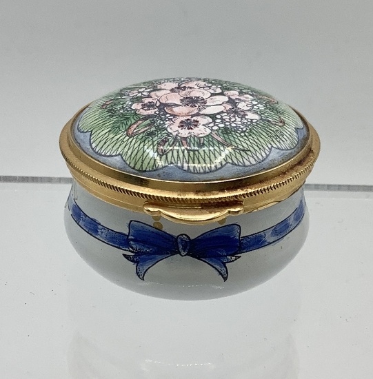 Vintage Staffordshire Enameled Hinged Box - Bilston & Battersea, 1½"