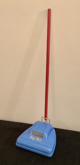 Vintage Marx Pretty Maid Toy Vacuum Cleaner - 26"