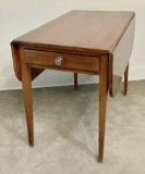 Vintage 1800s Pembroke Style Mahogany Table W/ Drawer - 28