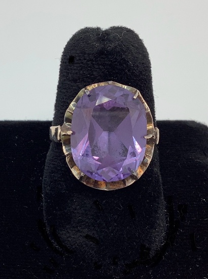 Vintage 14kt Marked Purple Sapphire Ring - Size 6, Total Weight 4.9 G