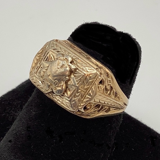 14kt Marked Gold Crest Top Ring W/ Filigreed Sides - Size 4, Total Weight 3