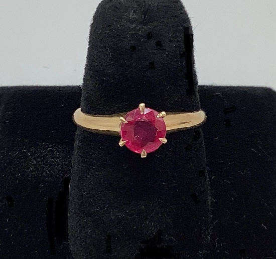 14kt Marked Ruby Solitaire Ring - Size 6¼, Total Weight 2.8 G