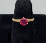 14kt Marked Ruby Solitaire Ring - Size 6¼, Total Weight 2.8 G