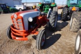 Ford 800 Series gas tractor w/ 2WD