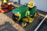 John Deere 425 gas lawn tractor