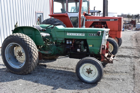 Oliver 1365 Farm Tractor