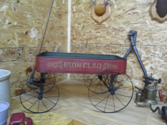 Iron Clad metal wagon w/metal wheels