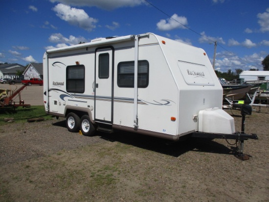 2003 Rockwood 21' travel trailer