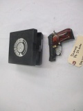 Taurus PT 25 Auto in box Ser. Y113528