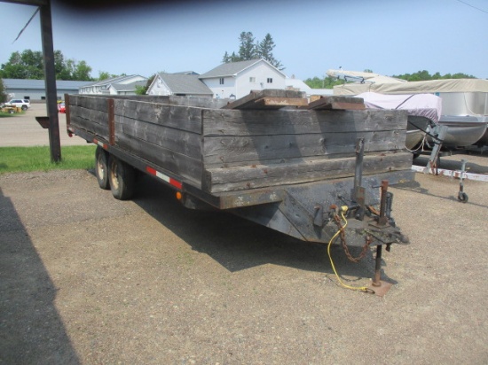 Industrial tandem axle trailer 7x20’ with wood side rails & ramps