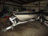 1997 Crestliner 17FT fishing boat w/90 HP Evinrude OB motor on good EZ loader trailer