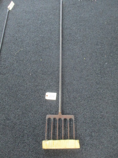 6 Tine Fish Spear