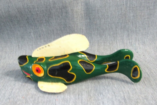Frog-ice fishing Spearing Fish decoy