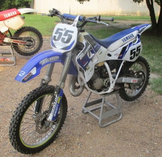 1991 Yamaha 125 dirt bike RG3 Twin Air, runs and drives as it should