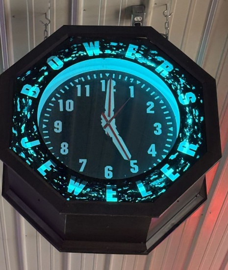 Bowers Jeweler 2-sided lighted clock