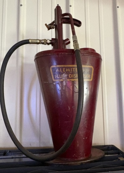 Vintage Alemite fluid dispenser