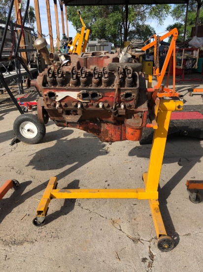 Wilmar 1,000lb Engine Stand w/V8 Engine