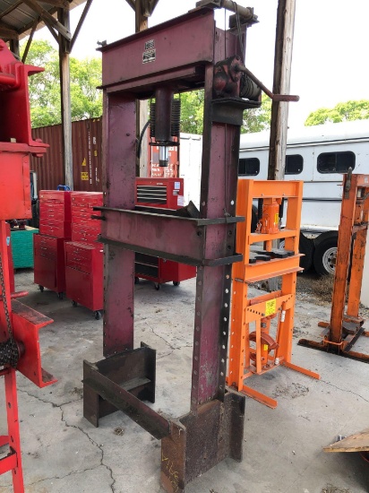 Red Arrow 40-Ton Hydraulic Press