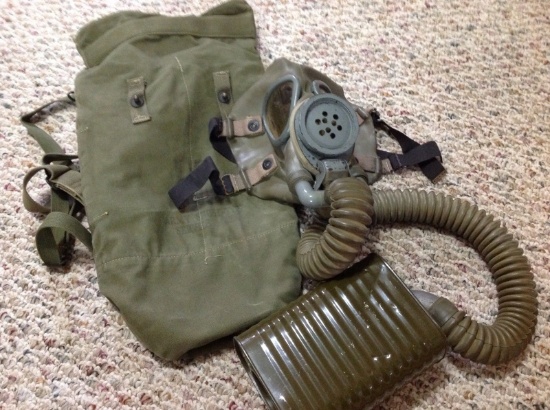 Ww2 Gas Mask Snout Type Rare 1941 m-14