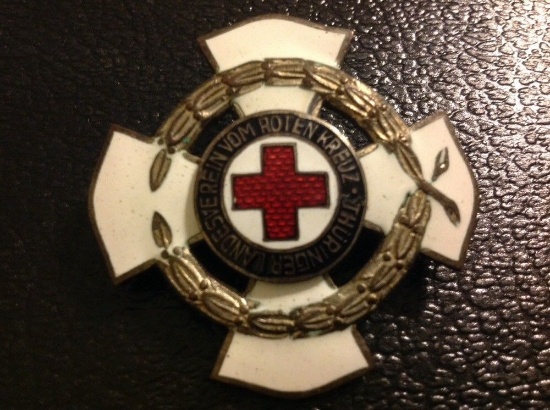 ww2 german red cross leader medal first class breast medal