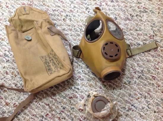 WW2 Imperial Japanese army gas mask and canvas carrier