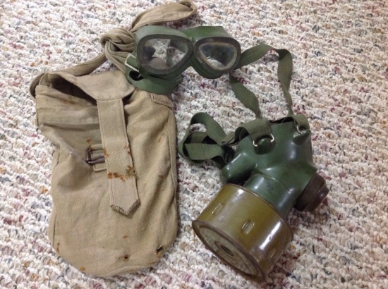 WW2 Imperial Japanese army gas mask and canvas carrier