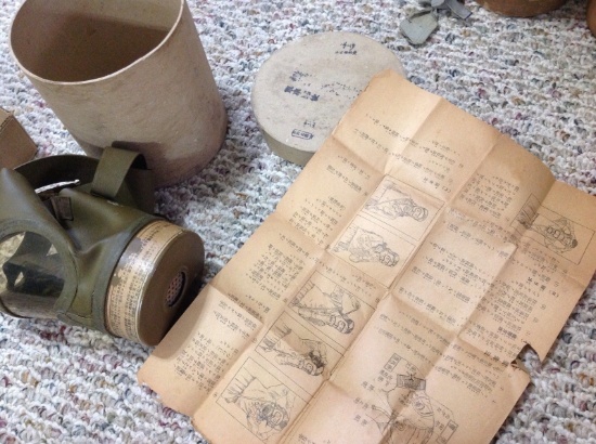 WWII IMPERIAL JAPANESE ARMY SOLDIER Original Gas Mask in Original Boxed-J-