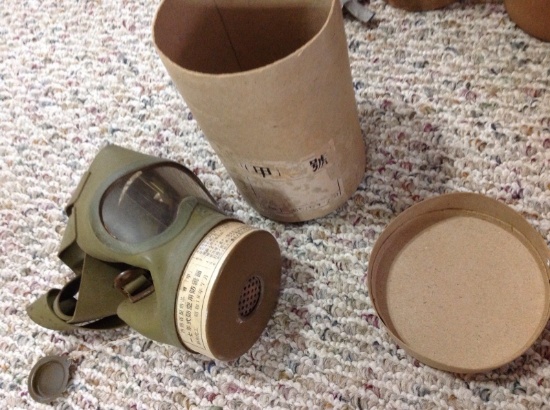 WWII IMPERIAL JAPANESE ARMY SOLDIER Original Gas Mask in Original Boxed-J-