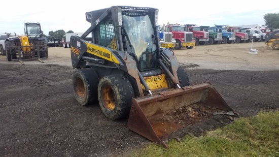 NEW HOLLAND L175 620