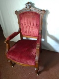 Antique Victorian Walnut Gentleman's Armchair