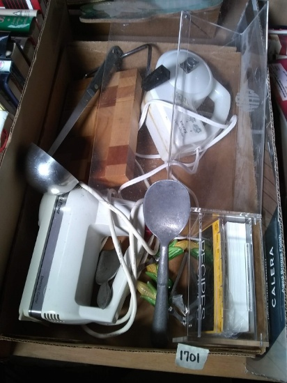 Assorted Kitchen Gadgets, Mixer