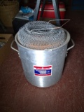 Aluminum Eagleware Boiler Pot with Wire Fishing Net