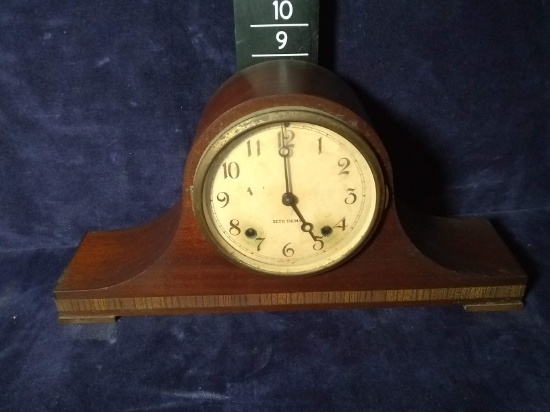 Antique Mahogany Seth Thomas Inlayed Head and Shoulders Mantle Clock