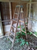 6 ft Wooden A-Frame Ladder