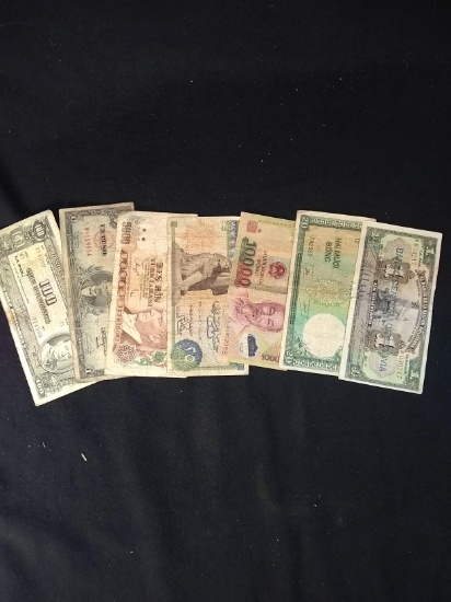 Collection 7 Foreign Notes