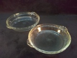 Collection 2 Pyrex Glass Pie Plates