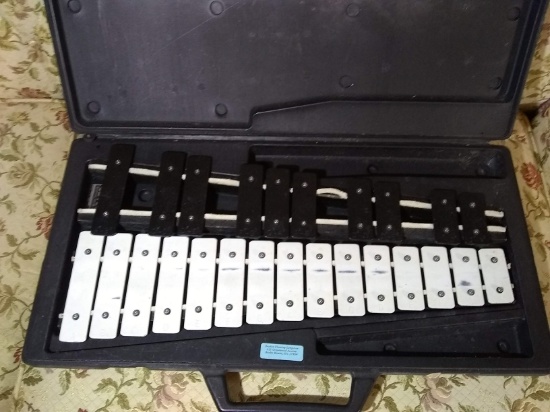 CB 700 Band Xylophone with Hard Case