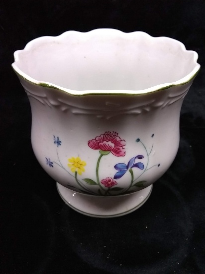 Hand painted Flower Pot