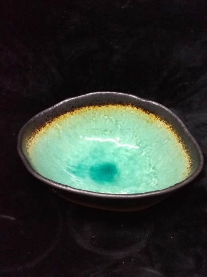 Artisan Pottery Bowl with Interior Glaze