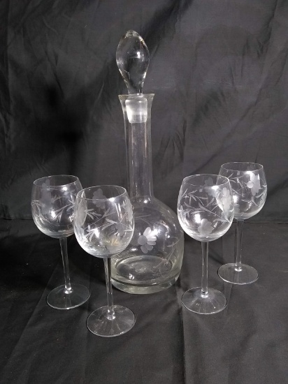 Etched Glass Decanter with 4 Glasses