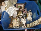 BL-Large Assortment Angel Figures with Tub