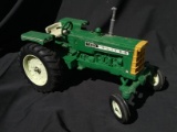Die Cast Oliver 1655 Tractor