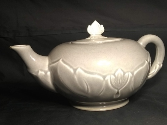 Contemporary Gray Teapot with Tulip Motif