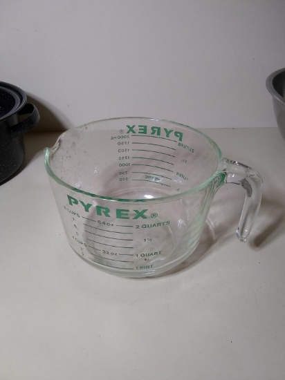 Pyrex 8-cup Measure