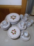 China-Strawberry stoneware Japan