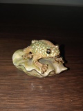 Porcelain and Enameled Pillbox - Frog