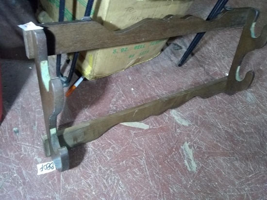 BL-Wooden Hanging Gun Rack