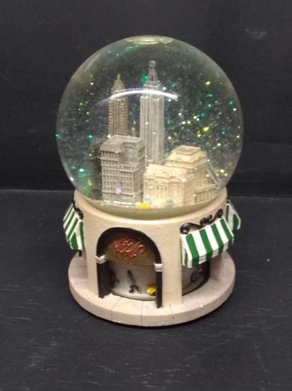 New York Snow Globe
