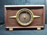 Antique RCA Victor Radio