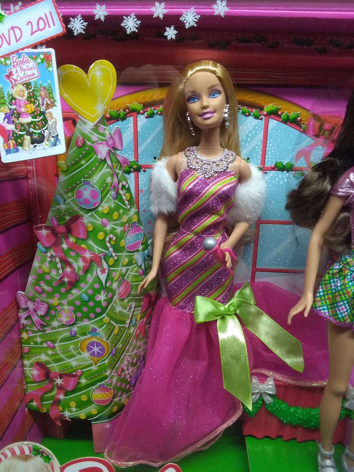 Toy Barbie Perfect Christmas 2011 BARBIE A Perfect Christmas